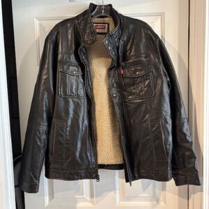 Levi Strauss Mens Trucker faux leather Jacket - Large